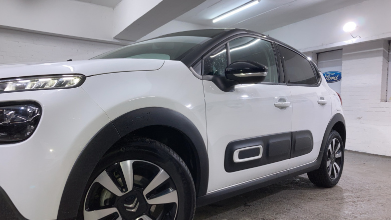 Citroen C3 1.2 PureTech 110 Plus 5dr EAT6 Petrol Hatchback